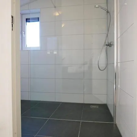 펜션 Met Sauna Op Recreatiepark De Wielen - 64