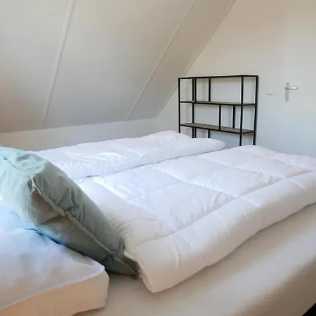 Met Sauna Op Recreatiepark De Wielen - 64 신트 마르턴