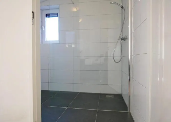 Casa vacanze Met Sauna Op Recreatiepark De Wielen - 64