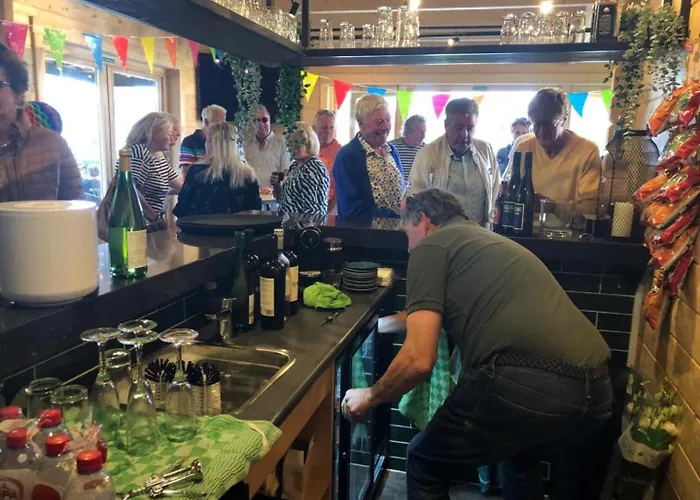 Casa vacanze Met Sauna Op Recreatiepark De Wielen - 64 Sint Maarten