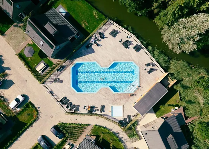 Met Sauna Op Recreatiepark De Wielen - 64 *