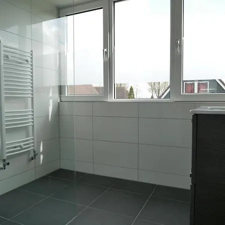 Casa vacanze Met Sauna Op Recreatiepark De Wielen - 64