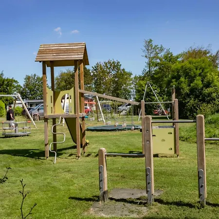 Met Sauna Op Recreatiepark De Wielen - 64 Sint Maarten